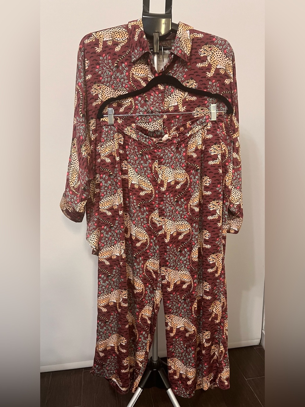 Printfresh x Anthropologie Bagheera Leopard Pajama Set M Burgundy -Viscose